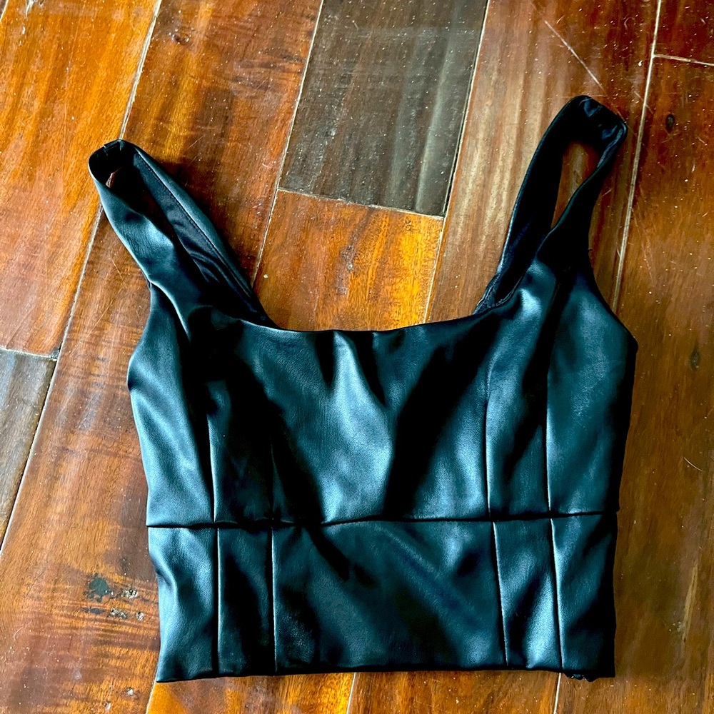Forever 21 size small